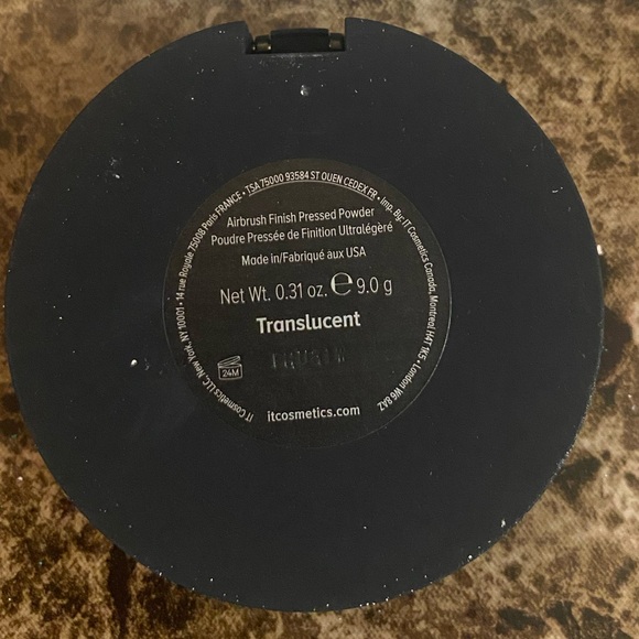 IT Cosmetics Bye Bye Pores Pressed Setting Powder - Translucent - Picture 5 of 11